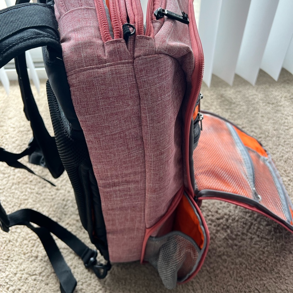 Amazon Basics Overnight Backpack - image 4